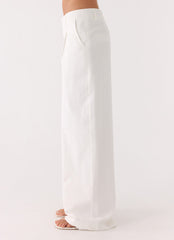 Emilia Pant - White